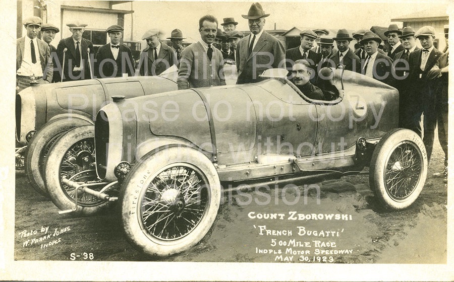 Count-Louis-Zborowski-in-his-Bugatti-at-the-Indianapolis-500-in-1923